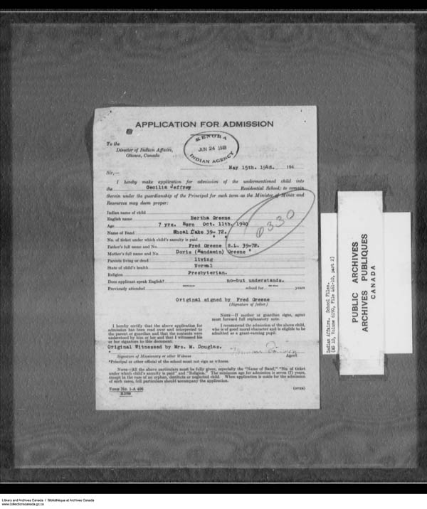 Titre : Srie des dossiers relatifs aux coles - 1879-1953 (RG10) - N d'enregistrement Mikan : 161918 - Microforme : c-7926