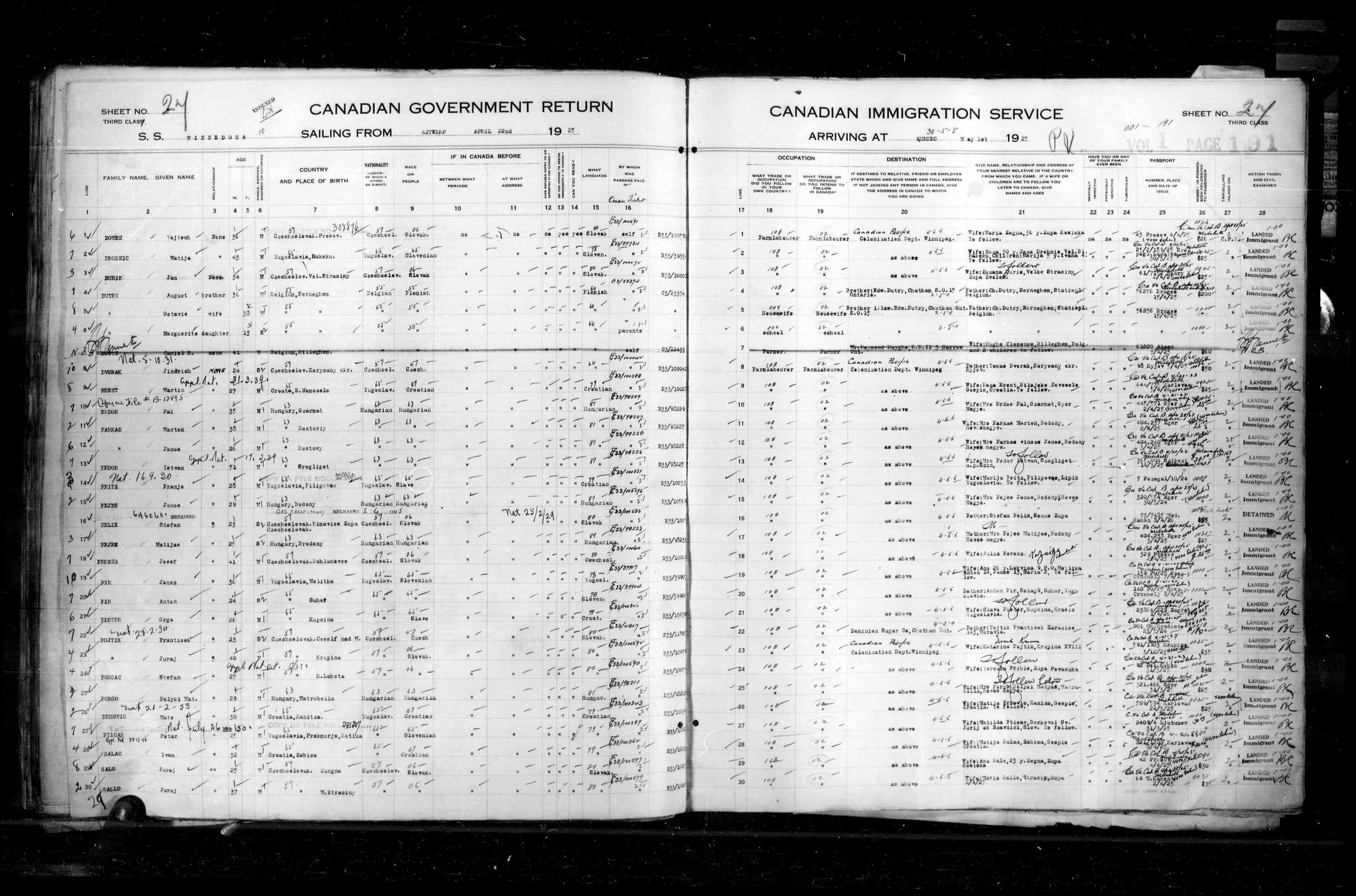 Titre : Listes de passagers : Ville de Qubec (1925-1935) - N d'enregistrement Mikan : 178851 - Microforme : t-14714