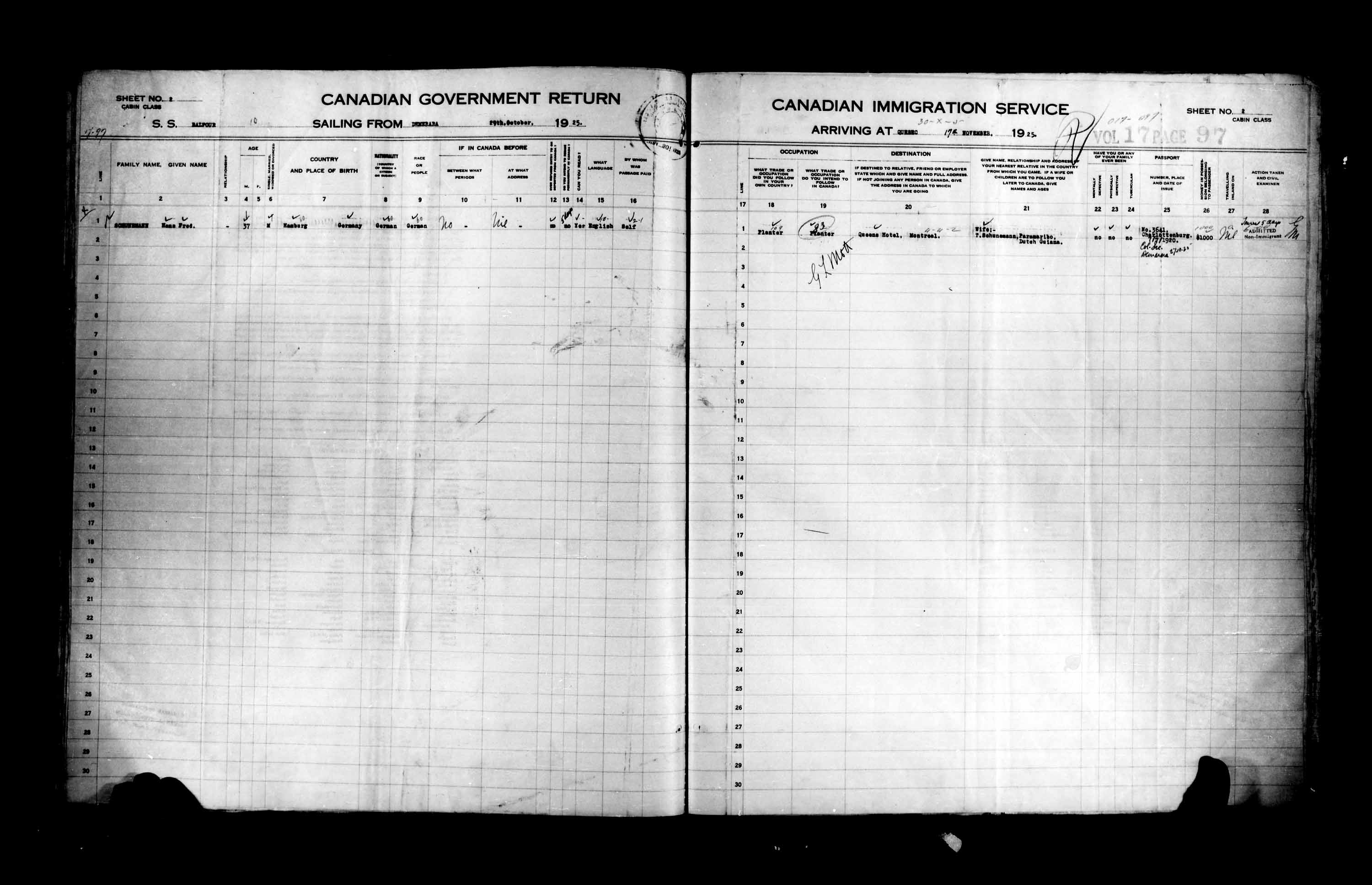 Titre : Listes de passagers : Ville de Qubec (1925-1935) - N d'enregistrement Mikan : 178851 - Microforme : t-14720