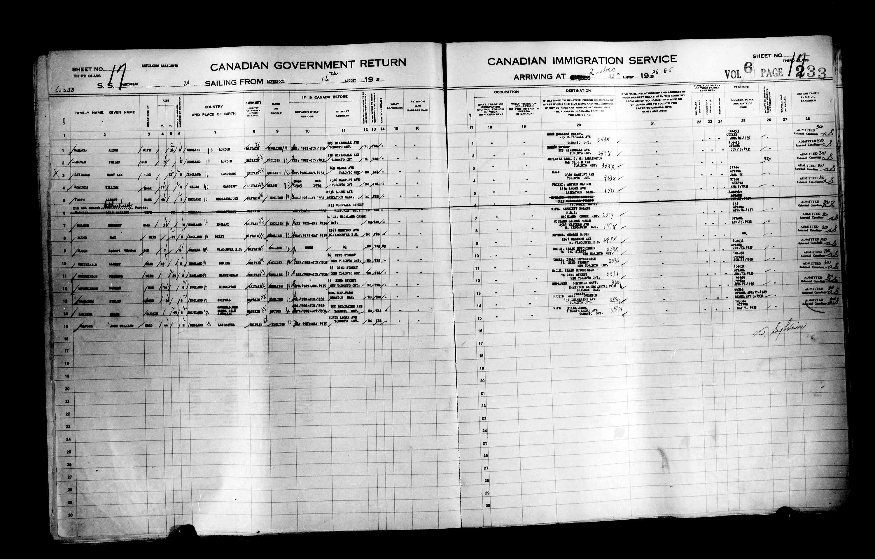 Titre : Listes de passagers : Ville de Québec (1925-1935) - N° d'enregistrement Mikan : 178851 - Microforme : t-14792
