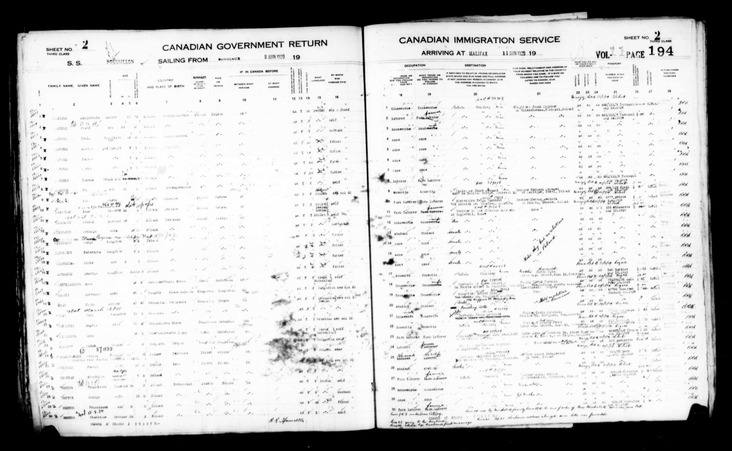 Titre : Listes de passagers : Halifax (1925-1935) - N d'enregistrement Mikan : 178854 - Microforme : t-14821