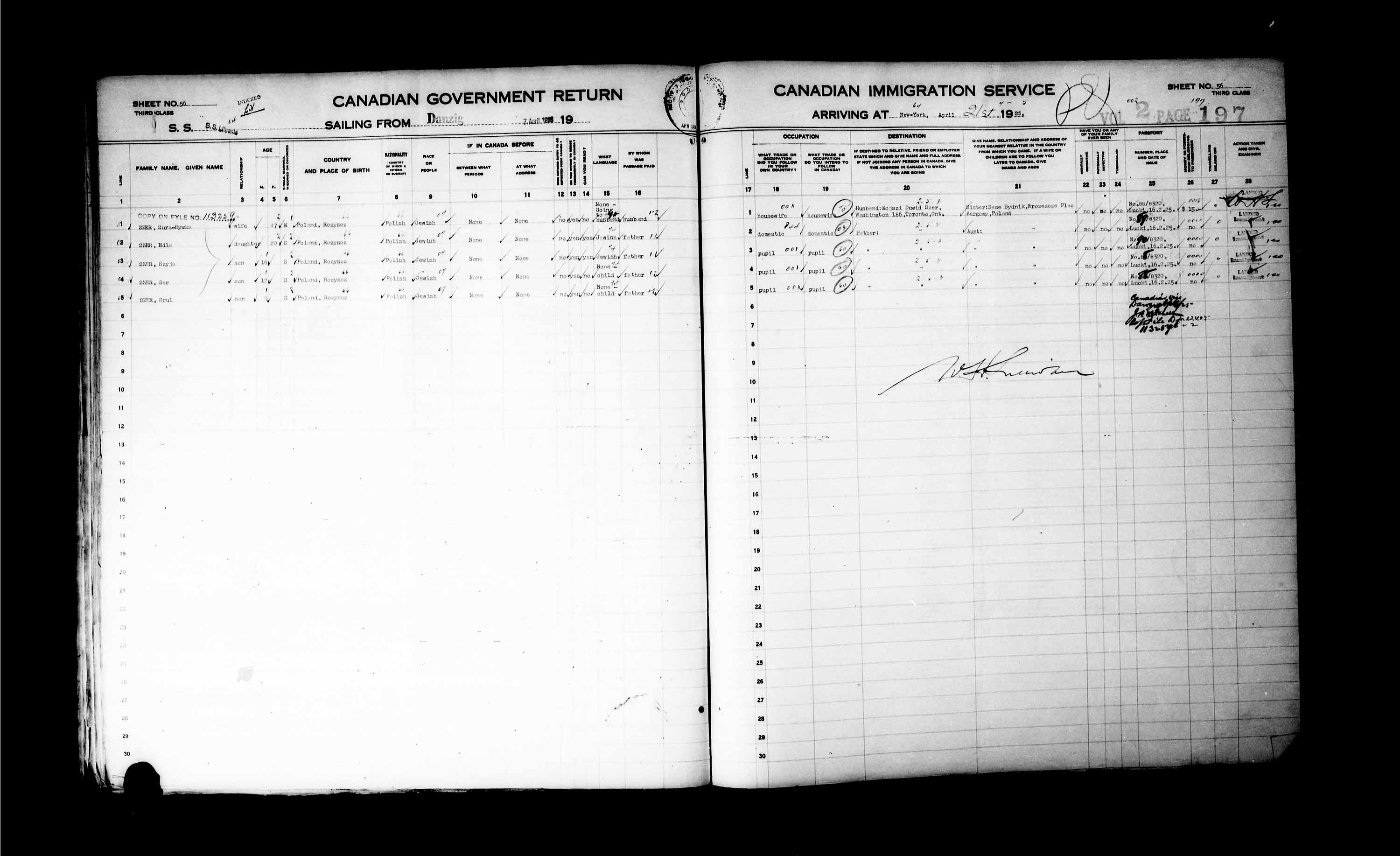 Titre : Listes de passagers : New York (1925-1935) - N d'enregistrement Mikan : 179091 - Microforme : t-14924