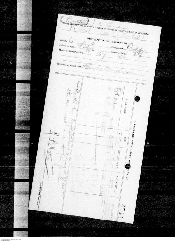 Title: Border Entry, Form 30, 1919-1924 - Mikan Number: 161377 - Microform: t-15250