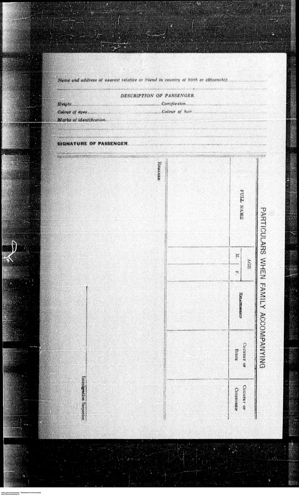 Title: Border Entry, Form 30, 1919-1924 - Mikan Number: 161377 - Microform: t-15272