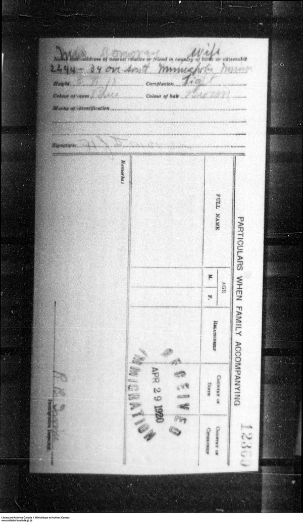 Title: Border Entry, Form 30, 1919-1924 - Mikan Number: 161377 - Microform: t-15273
