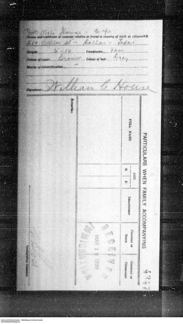 Title: Border Entry, Form 30, 1919-1924 - Mikan Number: 161377 - Microform: t-15290