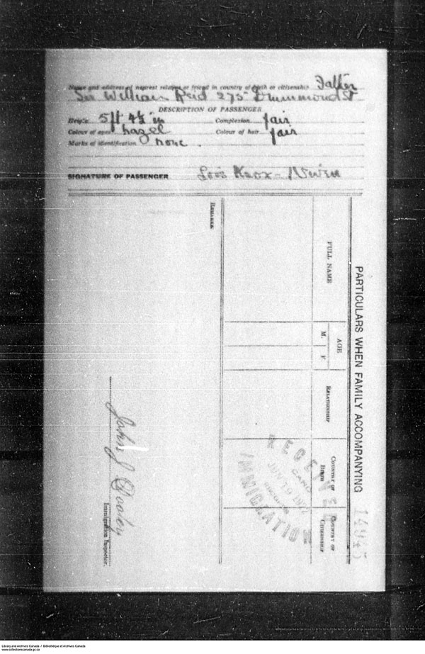 Title: Border Entry, Form 30, 1919-1924 - Mikan Number: 161377 - Microform: t-15297