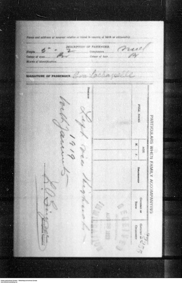 Title: Border Entry, Form 30, 1919-1924 - Mikan Number: 161377 - Microform: t-15297