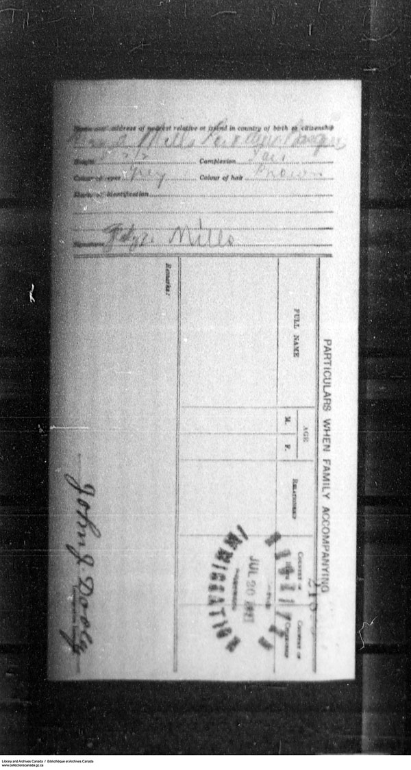 Titre : Arrives par la frontire, formulaire 30, 1919-1924 - N d'enregistrement Mikan : 179163 - Microforme : t-15309