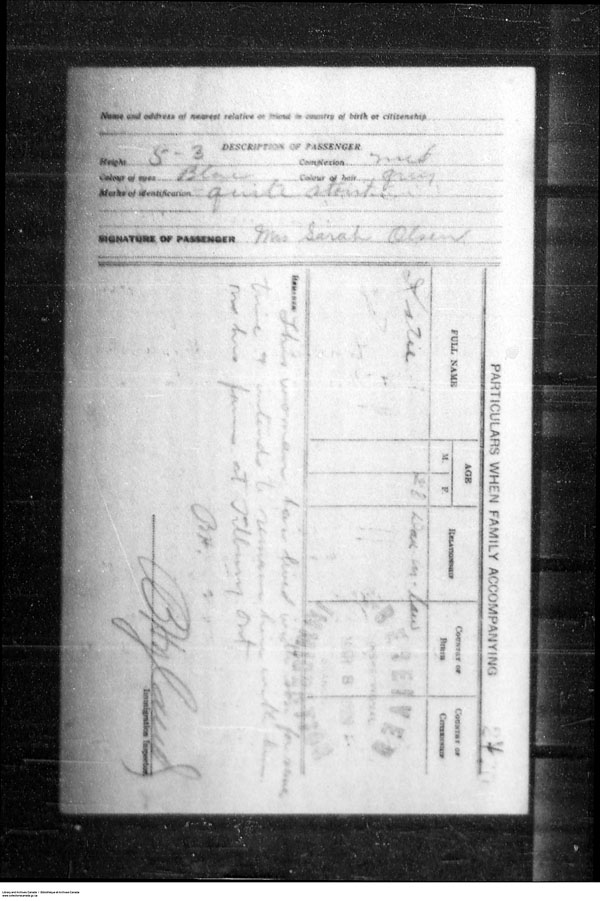 Title: Border Entry, Form 30, 1919-1924 - Mikan Number: 161377 - Microform: t-15315