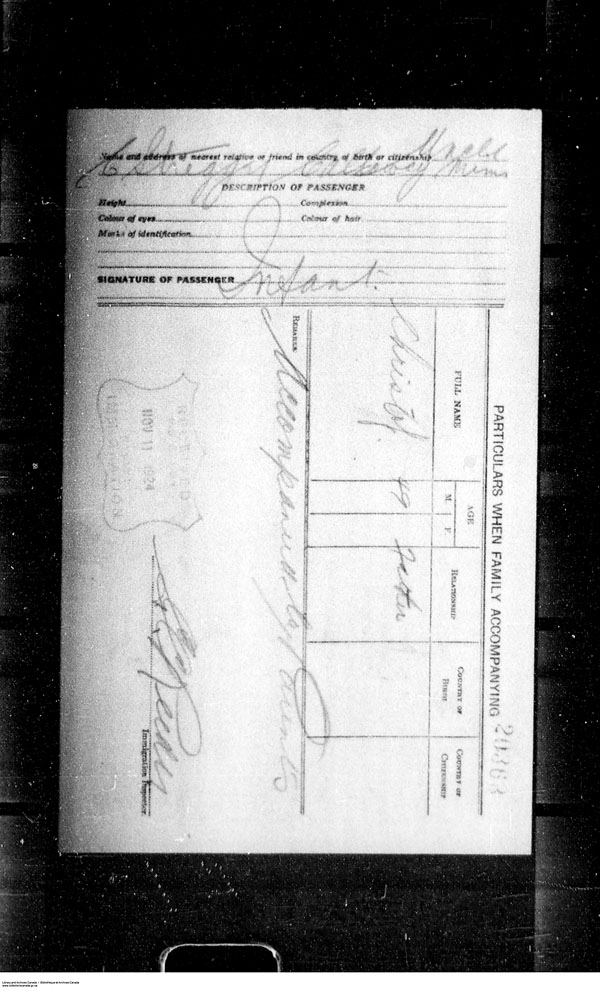 Title: Border Entry, Form 30, 1919-1924 - Mikan Number: 161377 - Microform: t-15333