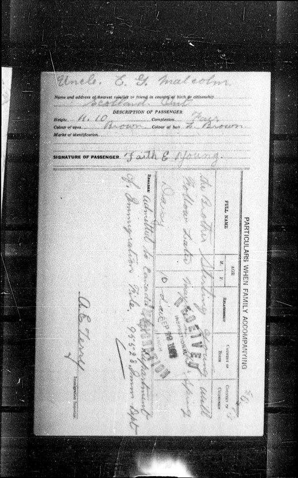 Title: Border Entry, Form 30, 1919-1924 - Mikan Number: 161377 - Microform: t-15344