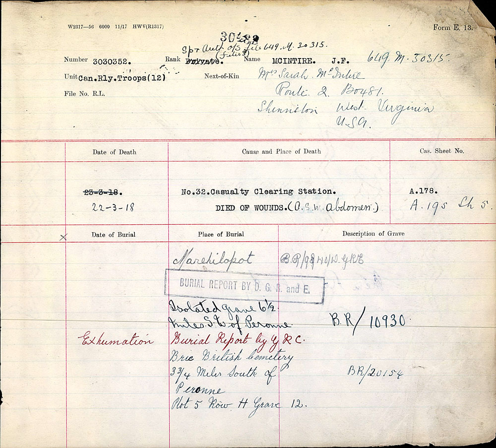 Titre : Registres de spultures de guerre du Commonwealth, Premire Guerre mondiale - N d'enregistrement Mikan : 46246 - Microforme : 31830_B016622