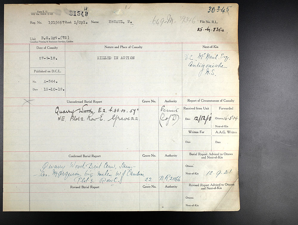 Titre : Registres de spultures de guerre du Commonwealth, Premire Guerre mondiale - N d'enregistrement Mikan : 46246 - Microforme : 31830_B016623