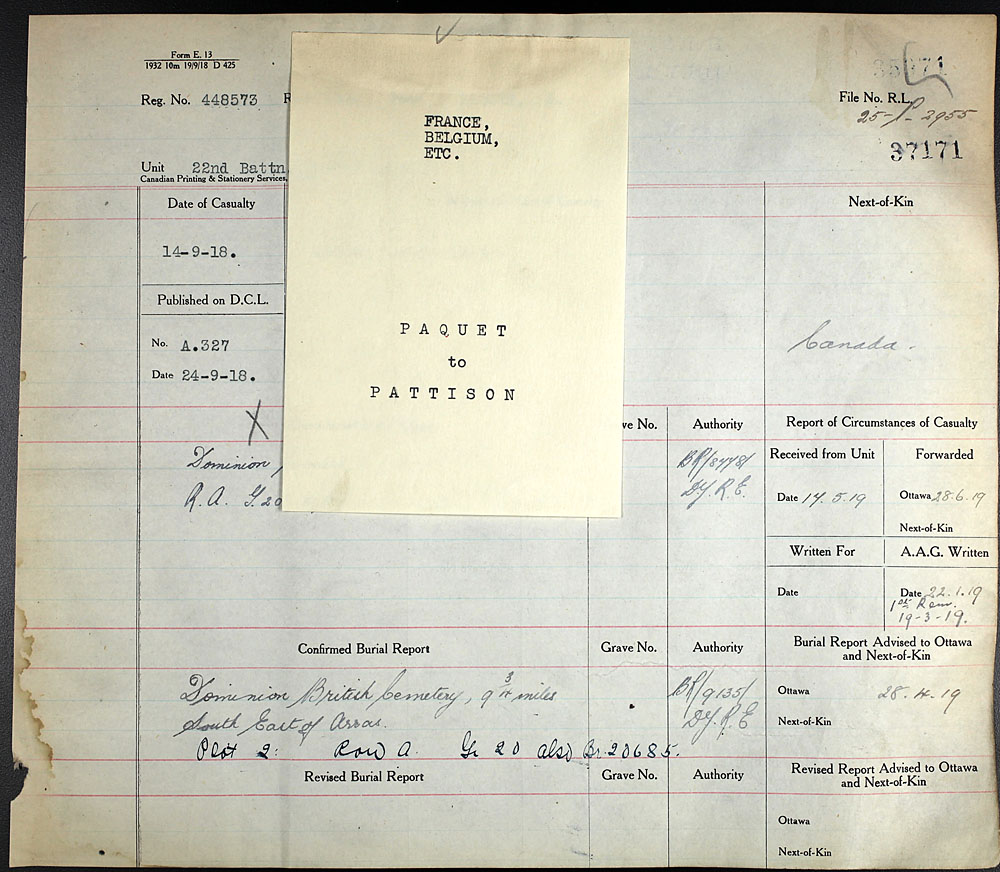 Title: Commonwealth War Graves Registers, First World War - Mikan Number: 46246 - Microform: 31830_B016627