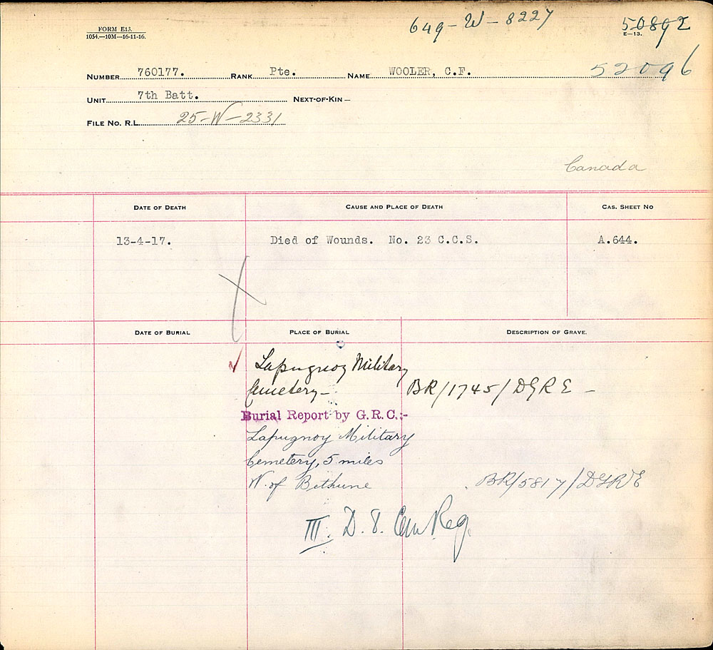 Titre : Registres de spultures de guerre du Commonwealth, Premire Guerre mondiale - N d'enregistrement Mikan : 46246 - Microforme : 31830_B016658